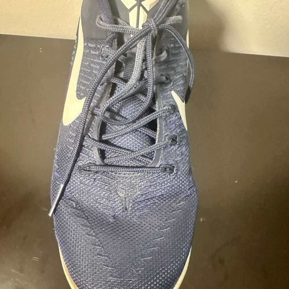 Nike Kobe AD Midnight Navy. Size 7Y. - Preowned